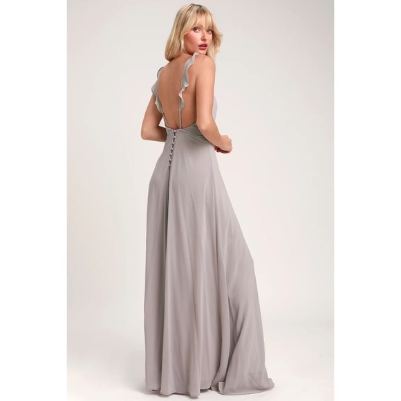 Lulu’s Meteoric Rise Light Grey Angelcore Minimalist Maxi Dress Size Small - Picture 1 of 9